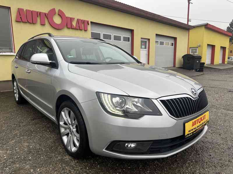 Škoda Superb 2.0TDi 1MAJ/Serv.Knih/ČR/DPH - foto 1