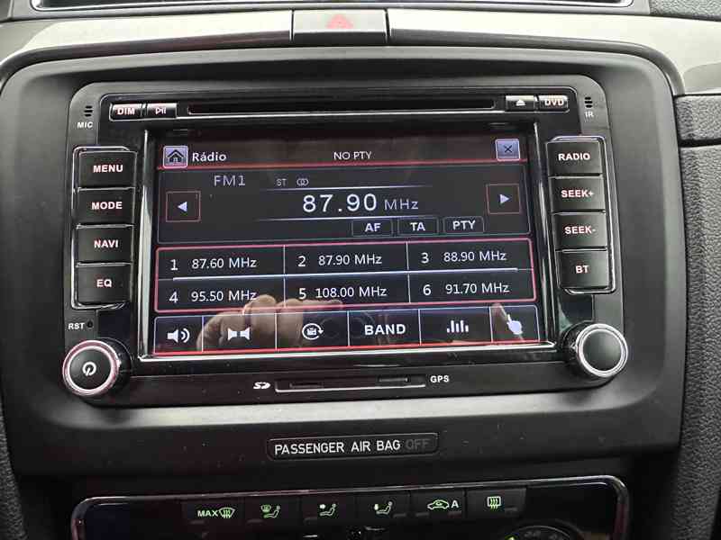 Škoda Superb 2.0TDi 1MAJ/Serv.Knih/ČR/DPH - foto 26