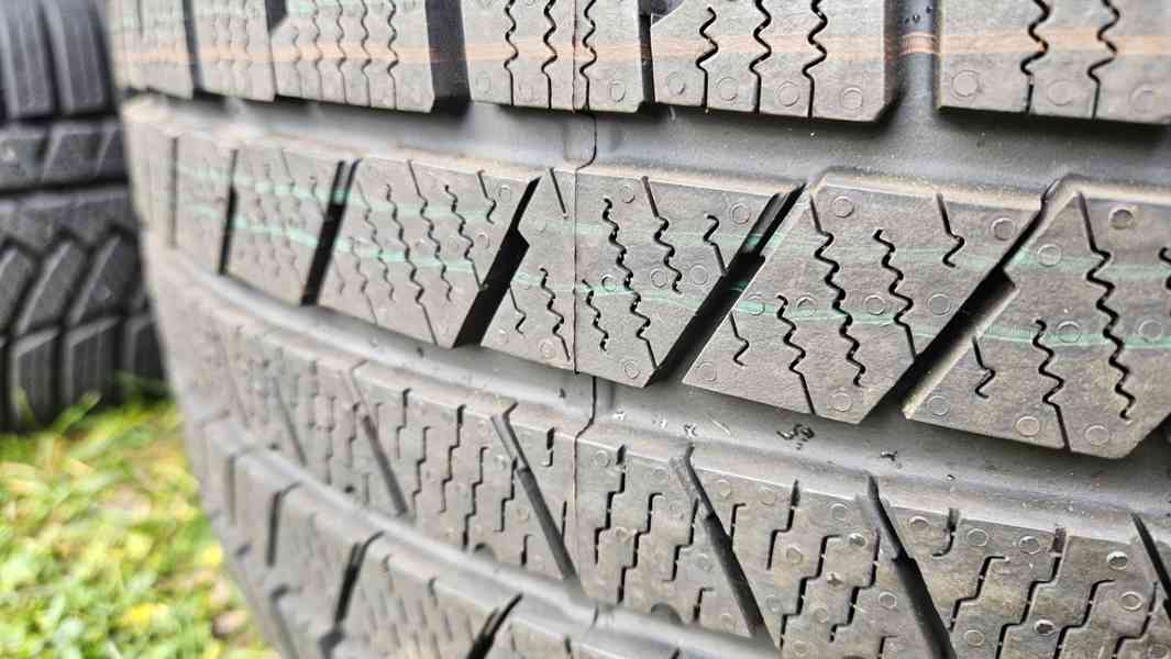 BMW X5 zimní pneumatiky 285/45R19 a 255/50R19 disky 19"  - foto 8