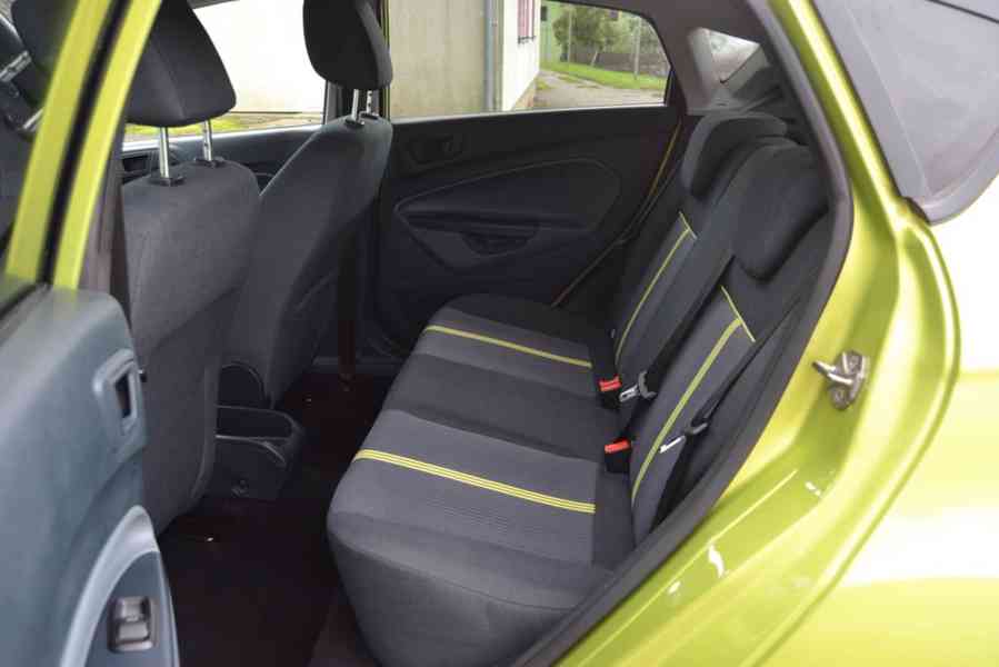Ford Fiesta 1.25i 16V 60kW Color Edition - foto 11