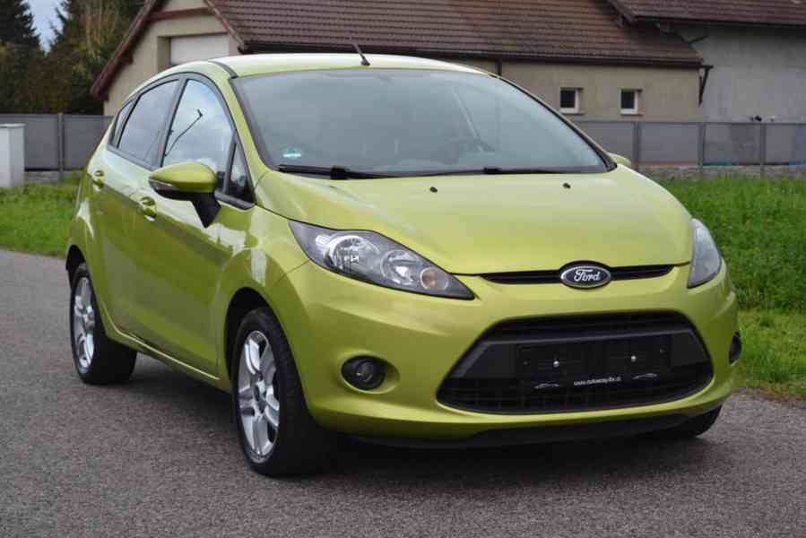 Ford Fiesta 1.25i 16V 60kW Color Edition - foto 5