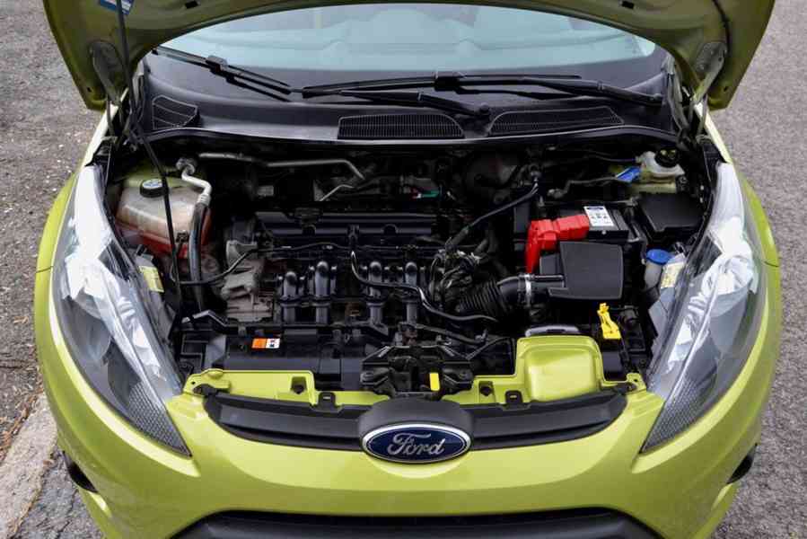 Ford Fiesta 1.25i 16V 60kW Color Edition - foto 16