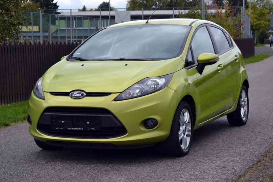Ford Fiesta 1.25i 16V 60kW Color Edition - foto 1
