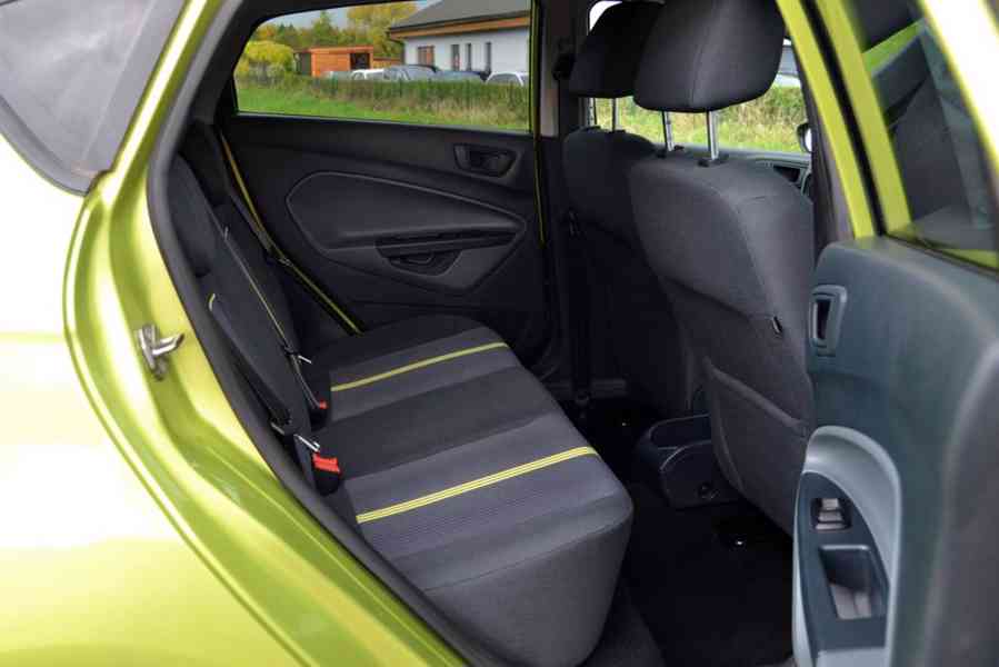Ford Fiesta 1.25i 16V 60kW Color Edition - foto 13