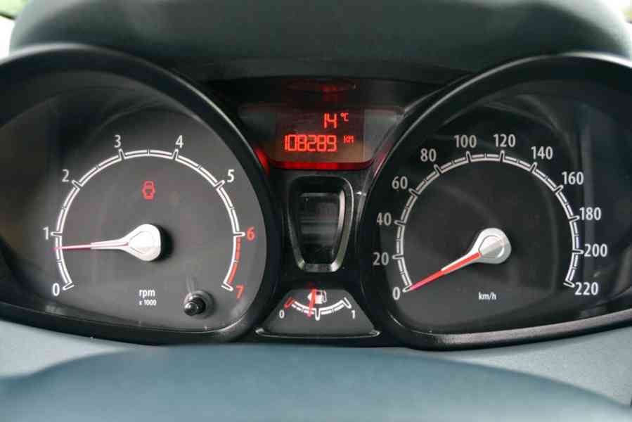 Ford Fiesta 1.25i 16V 60kW Color Edition - foto 9