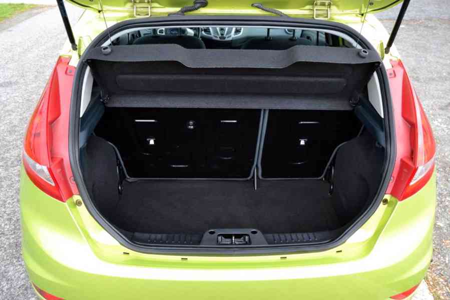 Ford Fiesta 1.25i 16V 60kW Color Edition - foto 12