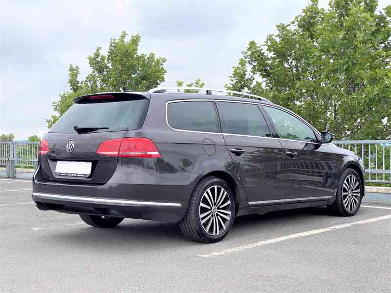 Volkswagen Passat, Highline 2.0TDi,4Motion, Navi - foto 3
