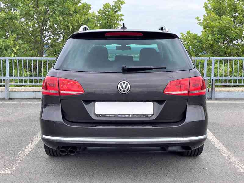 Volkswagen Passat, Highline 2.0TDi,4Motion, Navi - foto 4