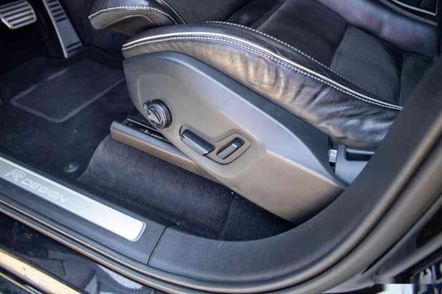 Volvo XC90 XC 90 D5 Drive-E R-Design AWD A/T AJ na SPLÁTKY - foto 20