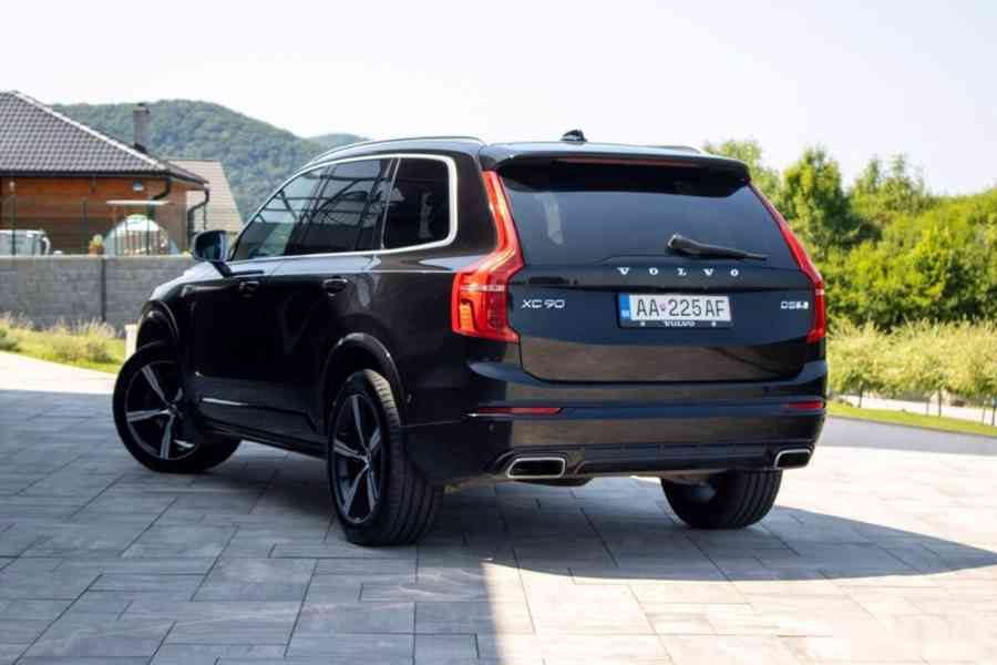 Volvo XC90 XC 90 D5 Drive-E R-Design AWD A/T AJ na SPLÁTKY - foto 4