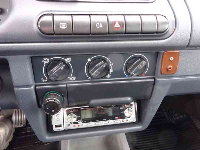 Škoda Felicia 1.3i r.v.1998 STK:4/2022 - foto 8