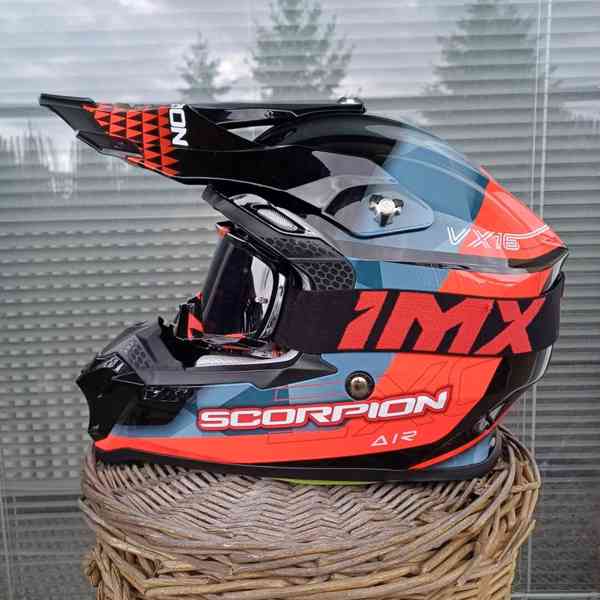Motokrosová přilba Scorpion VX-16 + brýle - foto 2