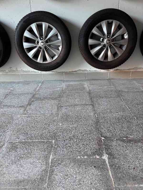 Škoda Karoq 1,5   TSI 110 kW - foto 4