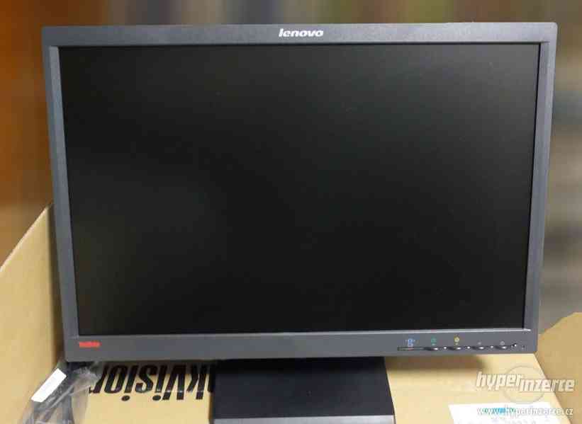 LCD monitor LENOVO ThinkVision L2250p 22" - foto 1