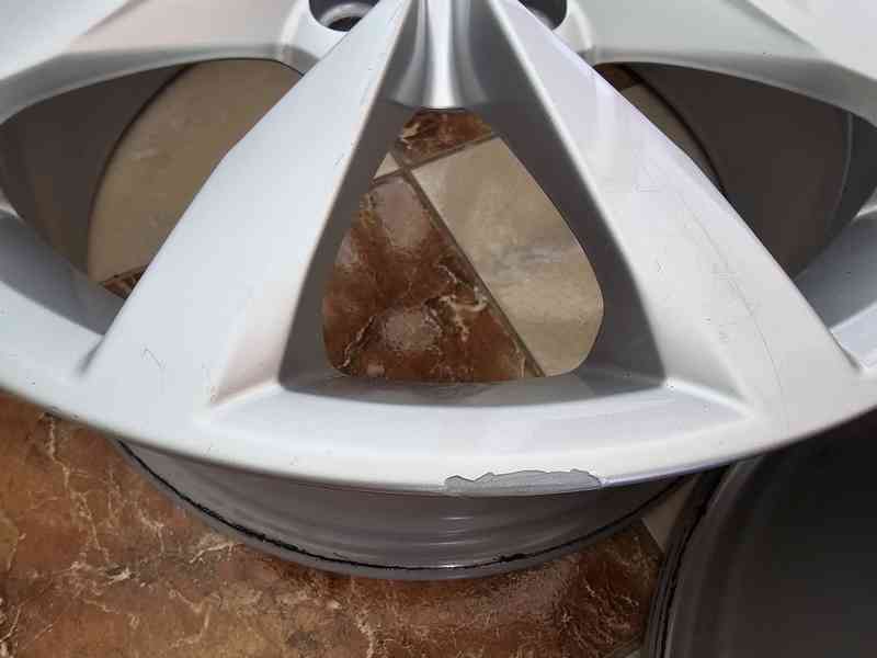 ALU DISKY VW DIJON / R17 / 5 x 112 / 7Jx17 / ET49 - foto 10