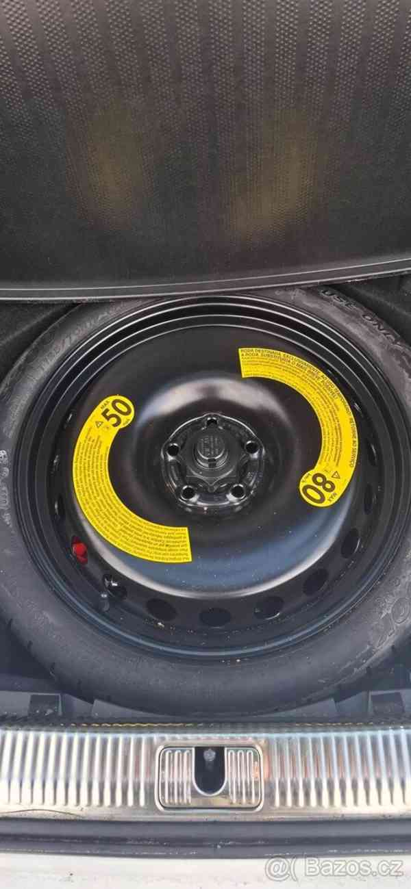 Audi A4 Avant 2,0 - foto 10