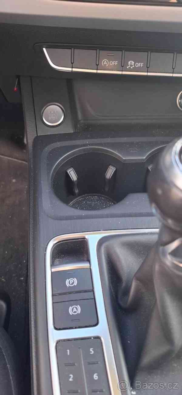 Audi A4 Avant 2,0 - foto 12