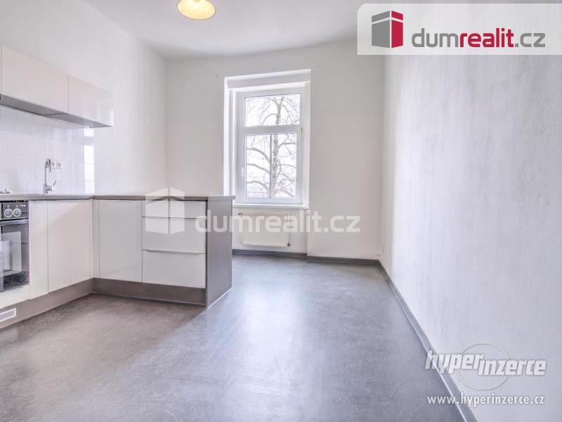 Pronájem bytu 2+1, 60 m2, Praha 4 - Nusle - foto 1