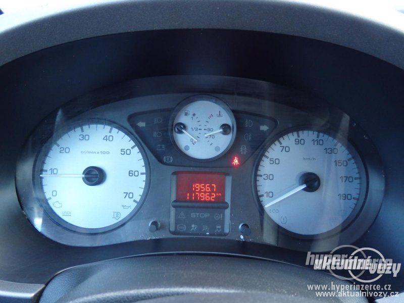 Citroën Berlingo 1.6, nafta, r.v. 2015 - foto 2