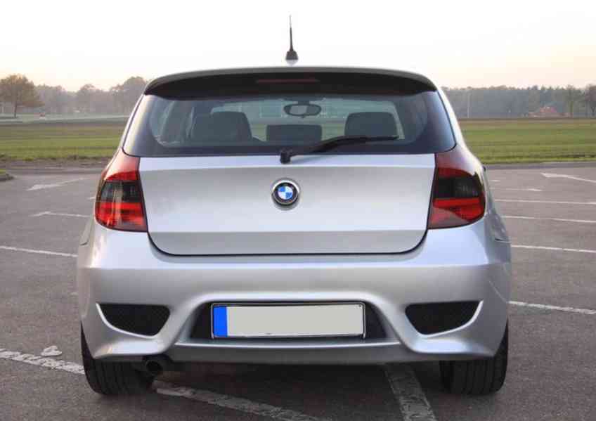 kridlo BMW e81 e87 I 1 04-12 - foto 3