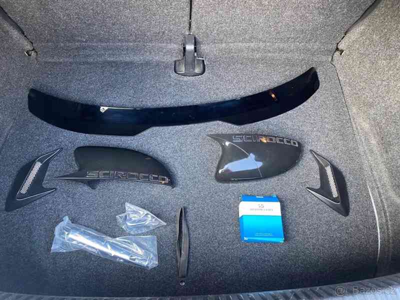 Volkswagen Scirocco 2,0 - foto 11