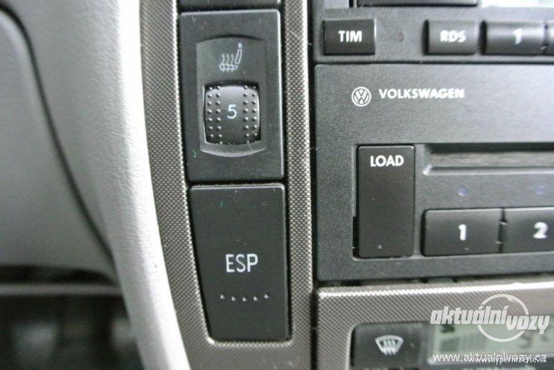 Volkswagen Passat 2.0, benzín, vyrobeno 2002, el. okna, STK, centrál, klima - foto 28