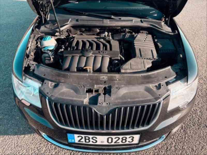 Škoda Superb 3,6   V6 L&K DSG DPH F1 4X4 - foto 13