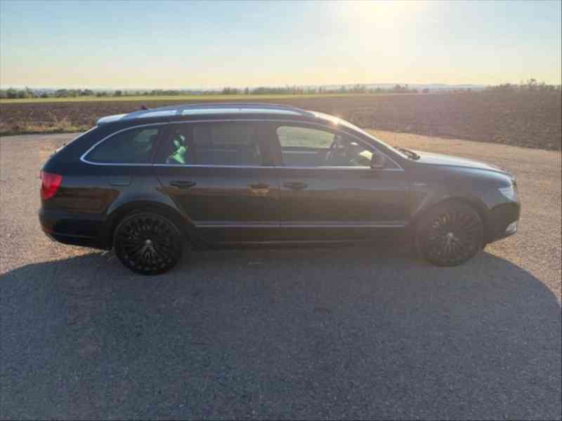 Škoda Superb 3,6   V6 L&K DSG DPH F1 4X4 - foto 4