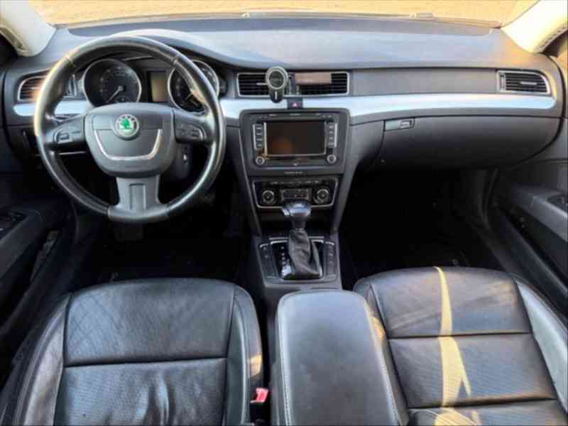 Škoda Superb 3,6   V6 L&K DSG DPH F1 4X4 - foto 5