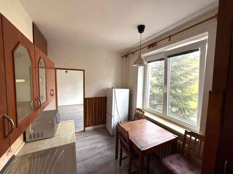 NABÍDKA PRONÁJMU BYTU 3+1 S BALKÓNEM V IVANČICÍCH  - foto 9