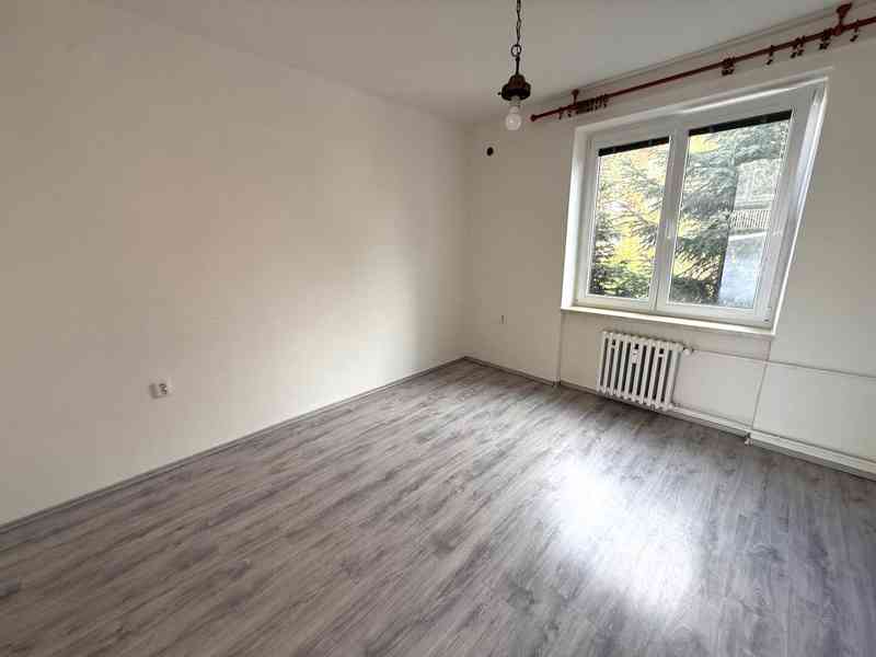 NABÍDKA PRONÁJMU BYTU 3+1 S BALKÓNEM V IVANČICÍCH  - foto 5