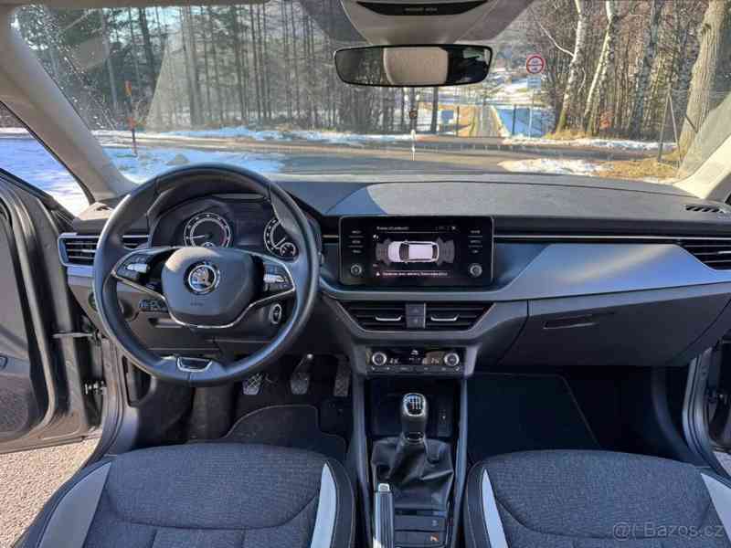 Škoda Scala 1,0   81kW, r.v. 2022, najeto 38tis. - foto 9