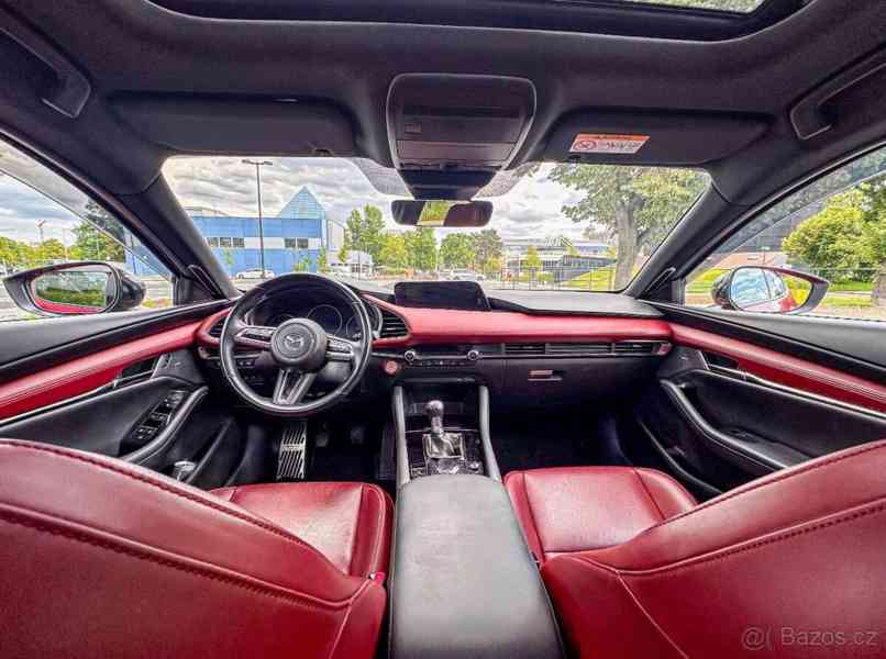 Mazda 3 2,0   e-Skyactiv X186 - foto 12