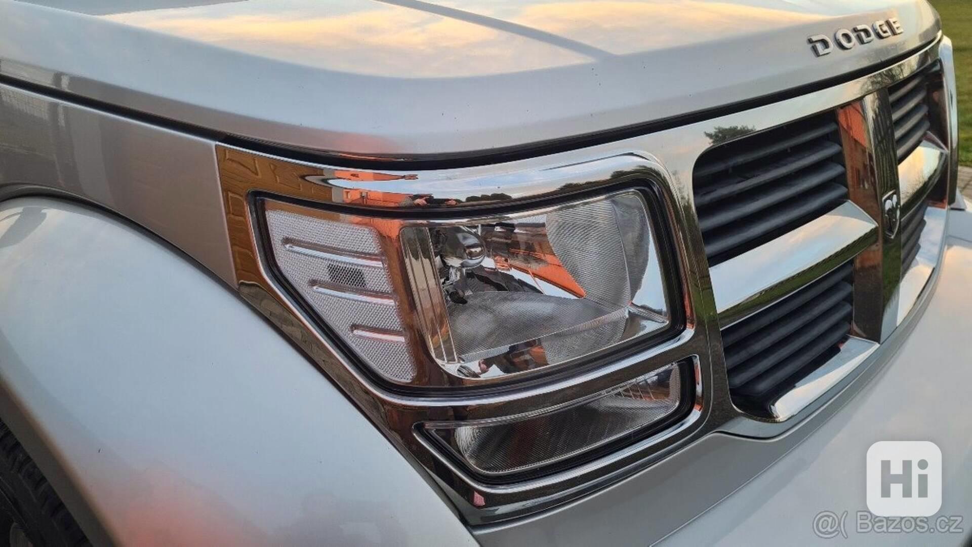 Dodge Nitro 2,8   L CRD - foto 1