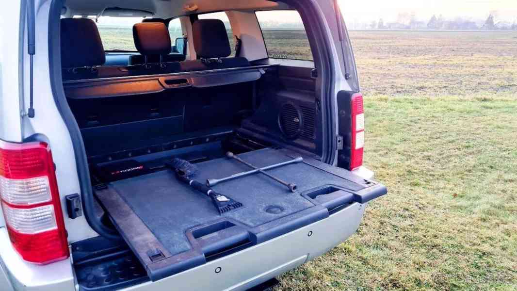 Dodge Nitro 2,8   L CRD - foto 7