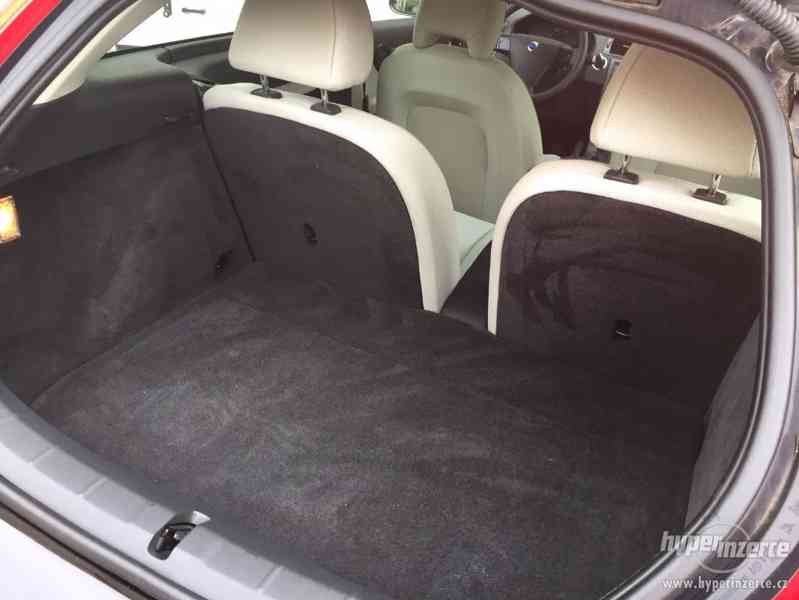 Volvo C30 2.0i cupé - foto 4