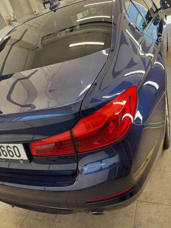 BMW Řada 5 3,0   530d - foto 13