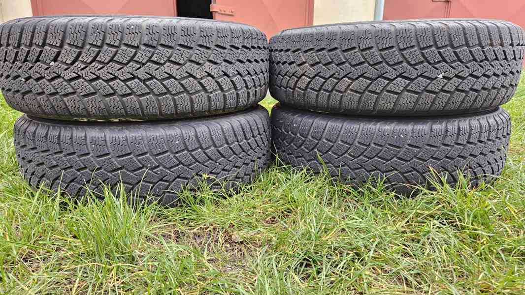 Peugeot 206 zimní kola pneumatiky 175/65 R14 disky 14" - foto 2