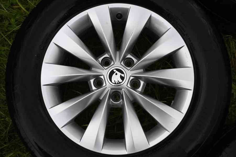 Alu kola 16 Castor Karoq + letní pneu Continental - foto 3