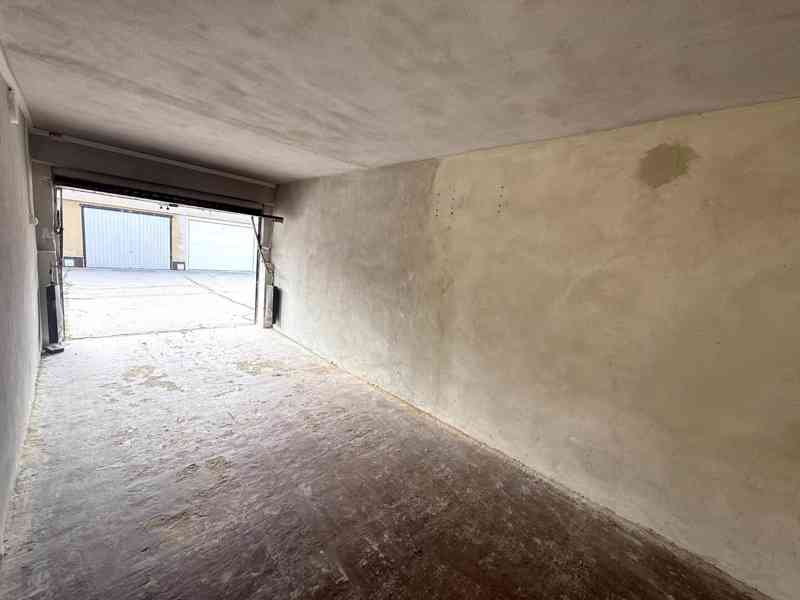 NABÍDKA PRONÁJMU GARÁŽE  V BRNĚ – KOMÍNĚ, NA ULICI ŘEZÁČOVA - foto 3