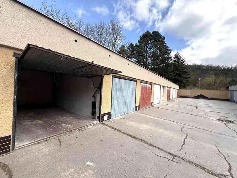 NABÍDKA PRONÁJMU GARÁŽE  V BRNĚ – KOMÍNĚ, NA ULICI ŘEZÁČOVA - foto 9