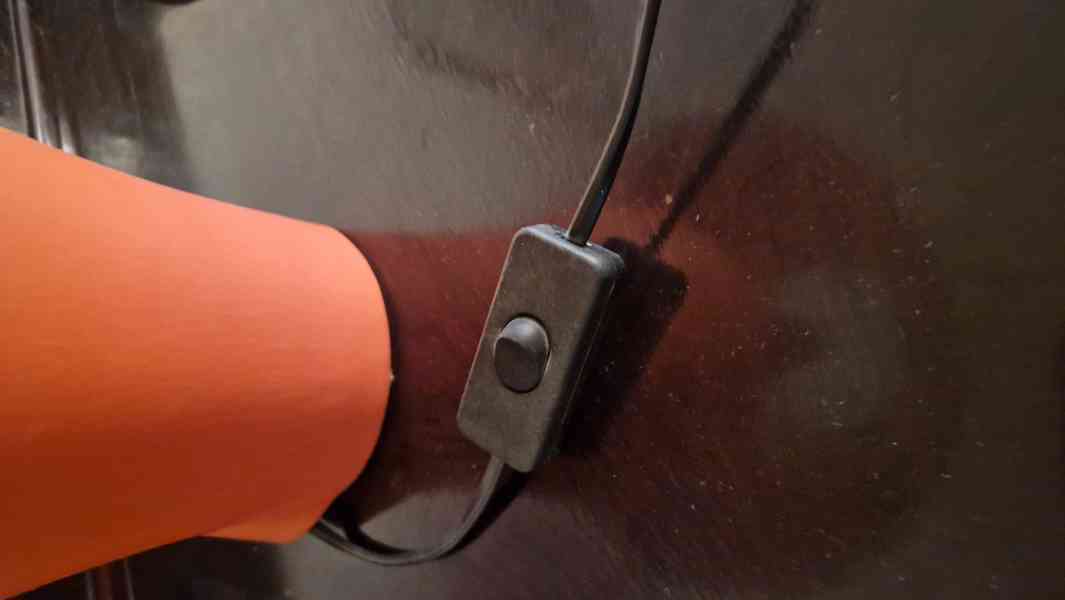 Lampa keramická se stínítkem a led žárovkou - foto 3