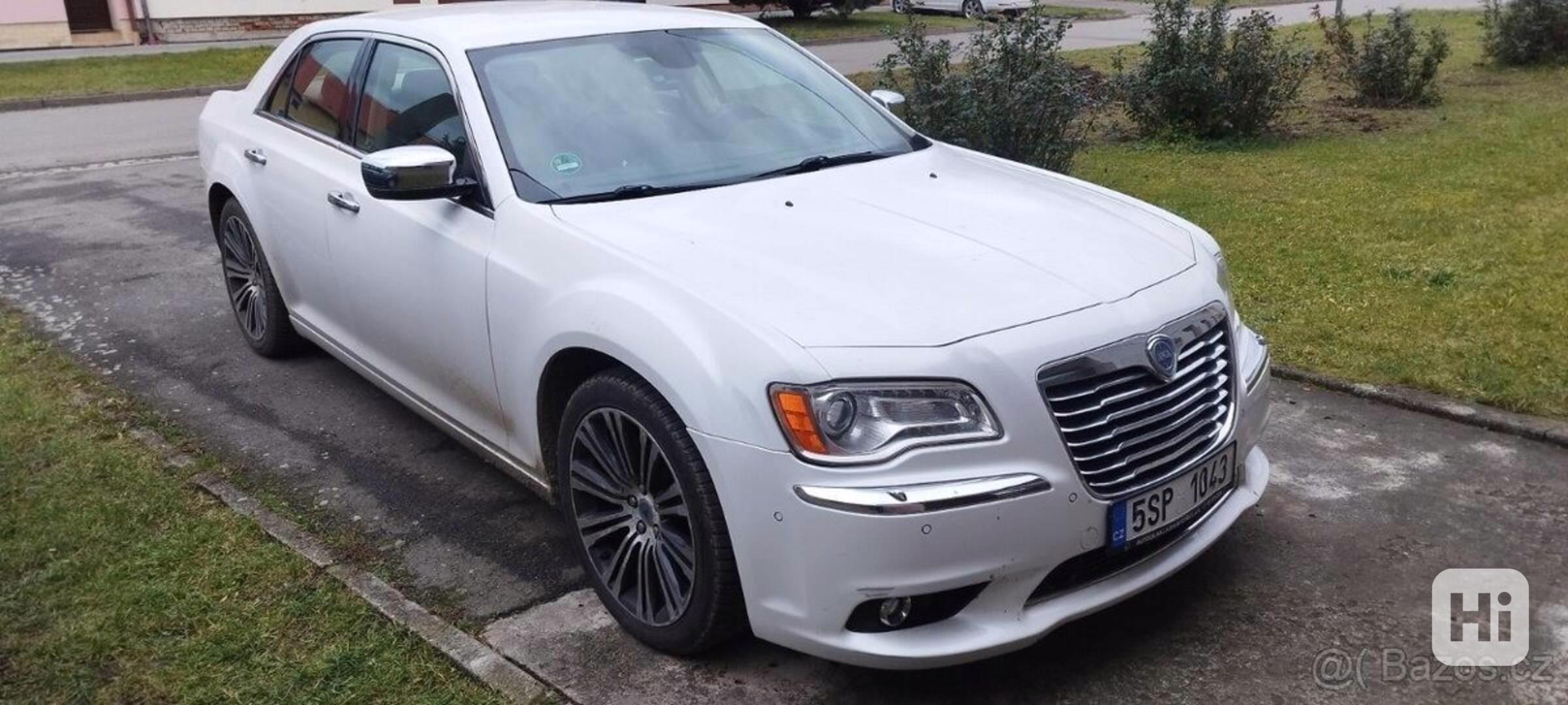 Lancia Thema 3,0   V6 CRD, 176 kW, 2012 - foto 1