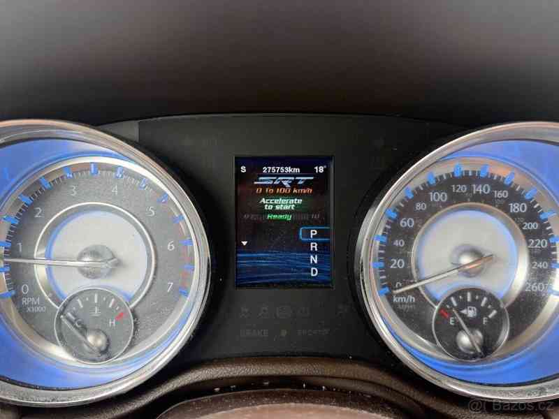 Lancia Thema 3,0   V6 CRD, 176 kW, 2012 - foto 12