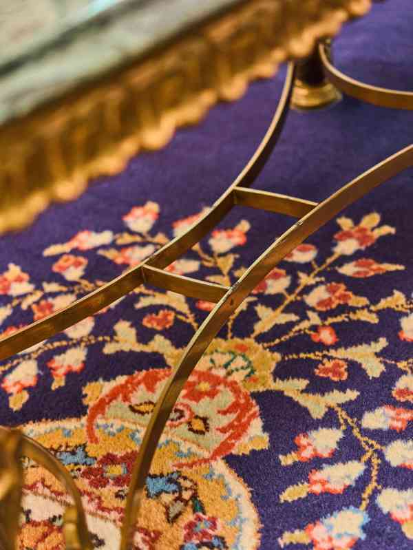 Starožitný konferenční stolek s mramorem - foto 9