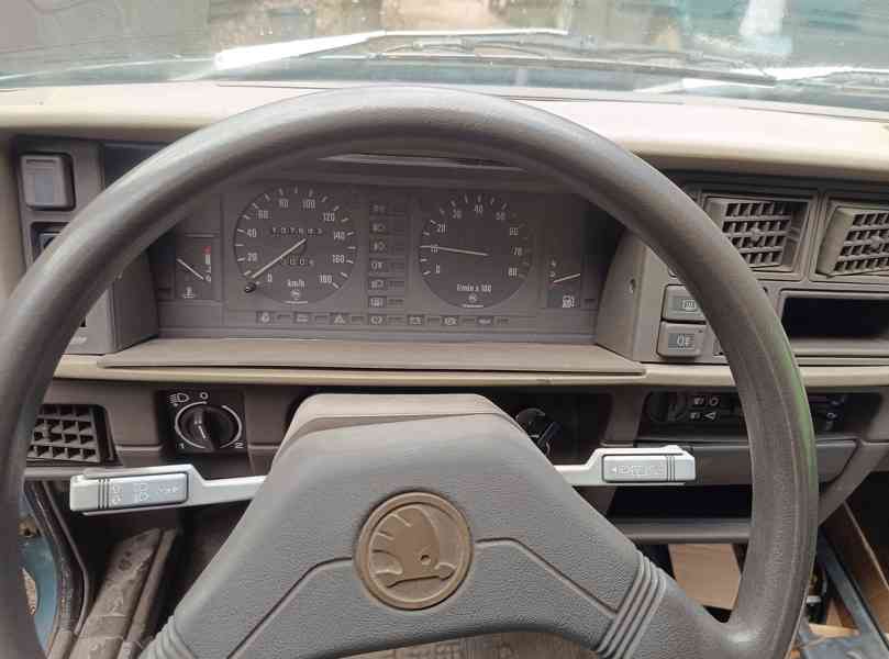 Škoda Favorit  - foto 5