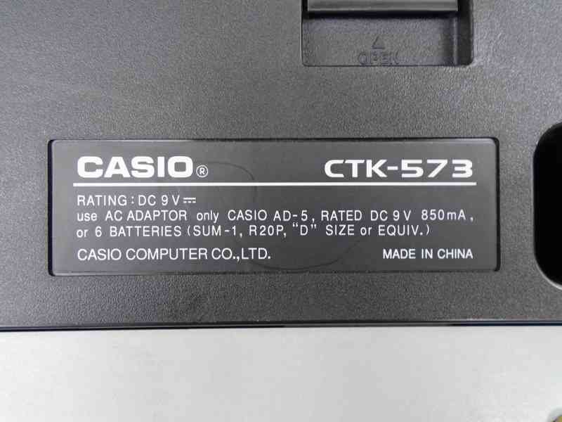 Elektrické klávesy Casio CTK 573 pěkné funkční 61 kláves - foto 16
