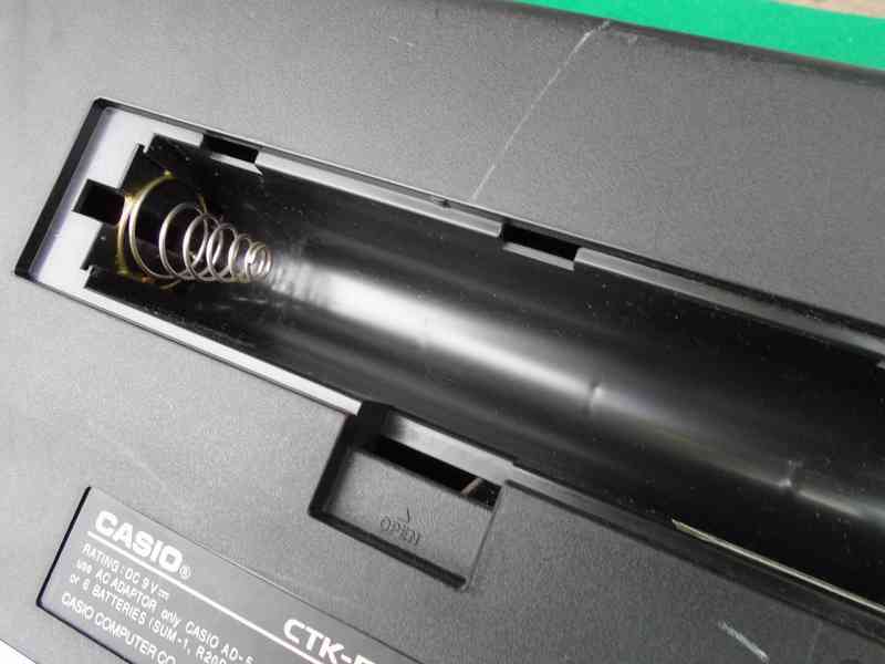 Elektrické klávesy Casio CTK 573 pěkné funkční 61 kláves - foto 18
