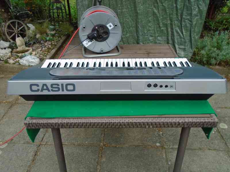 Elektrické klávesy Casio CTK 573 pěkné funkční 61 kláves - foto 13