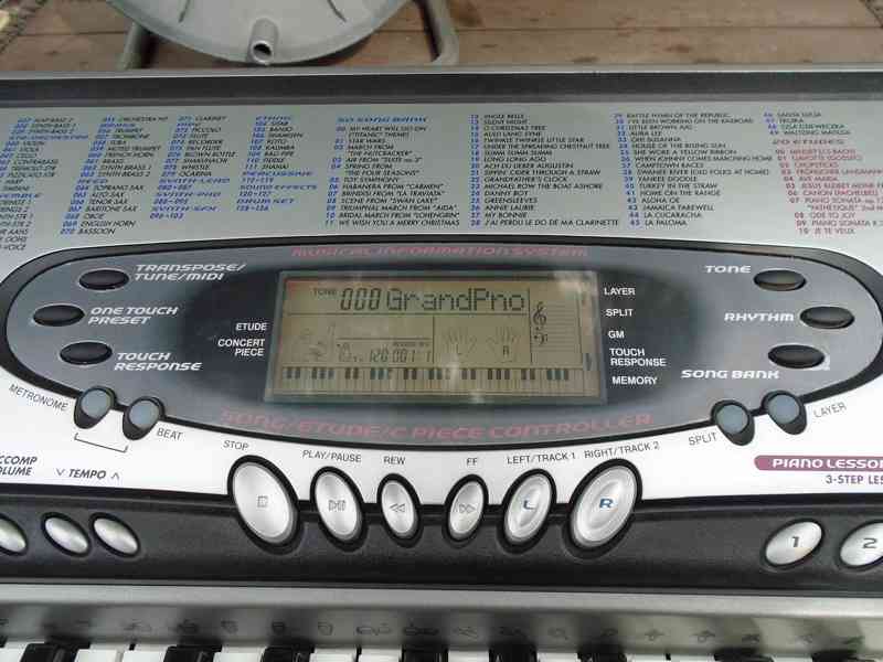 Elektrické klávesy Casio CTK 573 pěkné funkční 61 kláves - foto 9
